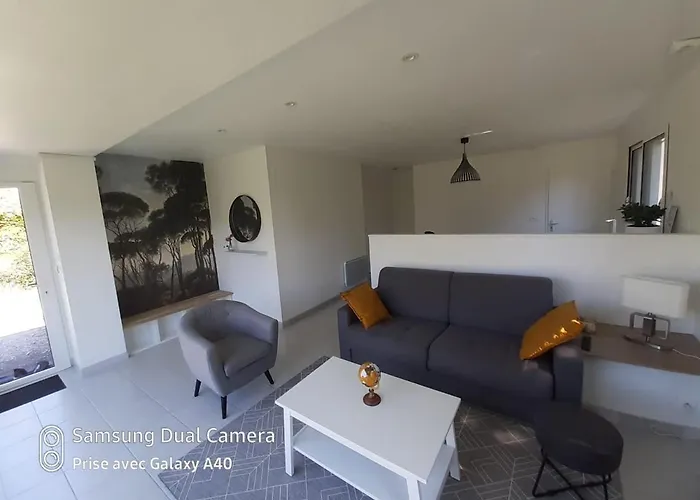 Dom wakacyjny Maison Entre Et Briere. Proche De La Baule Et De Guerande. *